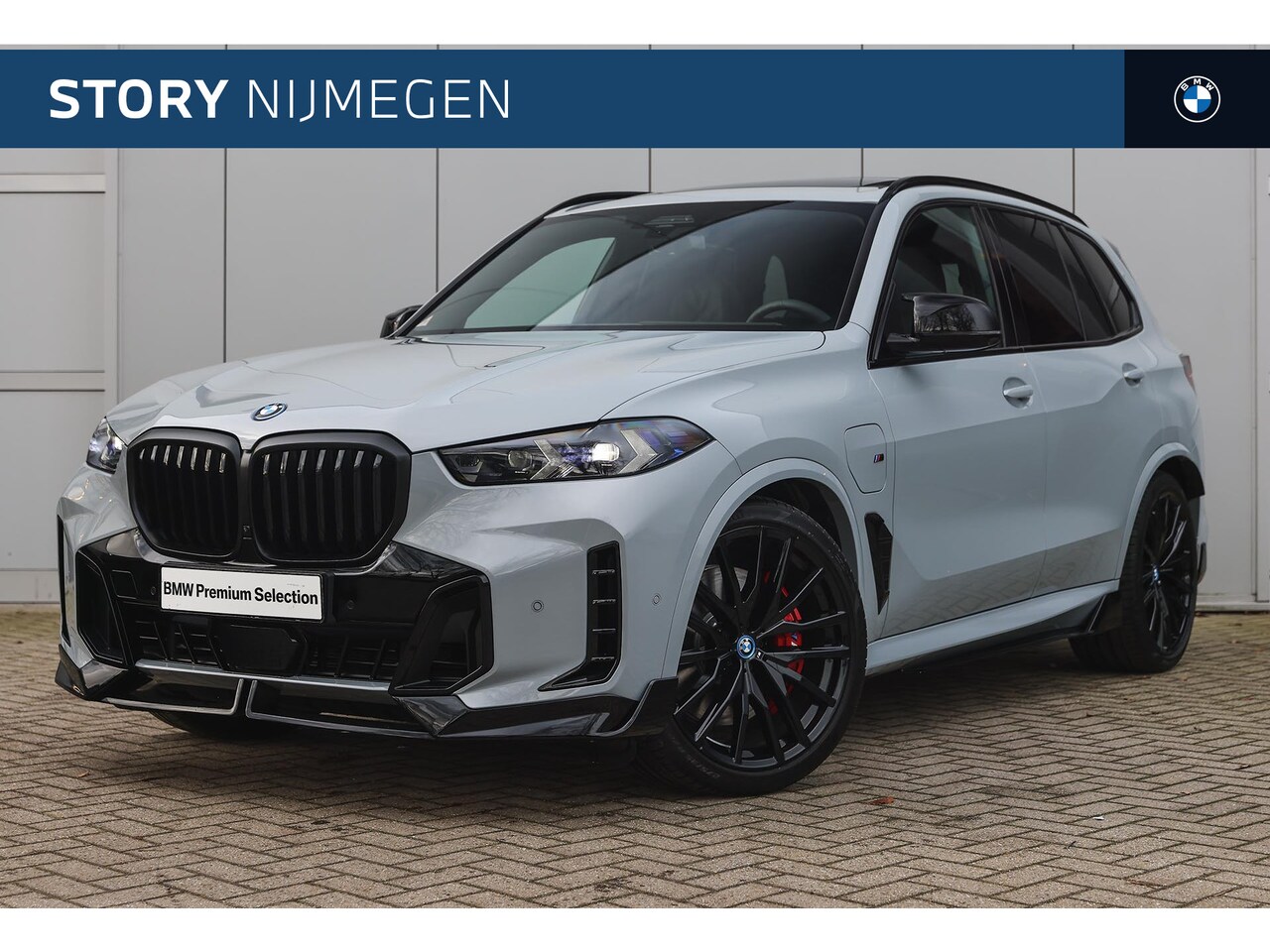 BMW X5 - xDrive50e High Executive M Sport Automaat / Panoramadak / Adaptieve LED / Parking Assistan - AutoWereld.nl