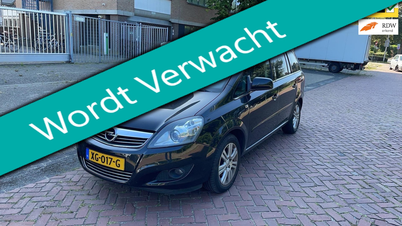 Opel Zafira - 1.8 Cosmo 140pk 2e eig. 7-persoons Clima Navi Trekhaak 1200kg. - AutoWereld.nl
