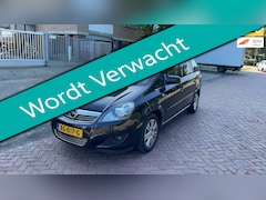Opel Zafira - 1.8 Cosmo 140pk 2e eig. 7-persoons Clima Navi Trekhaak 1200kg