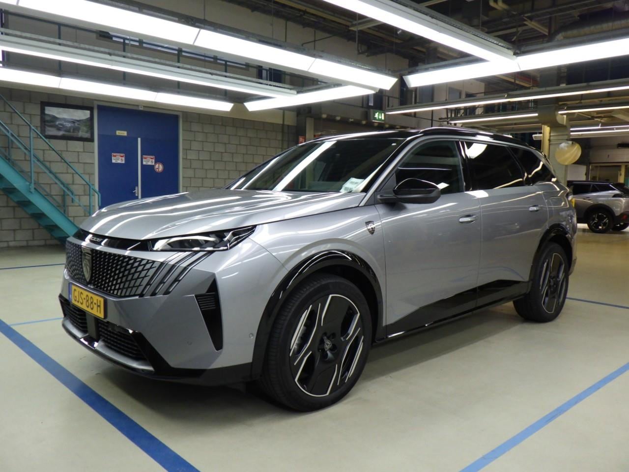 Peugeot e-5008 - EV 210PK 73KWH GT AUTOMAAT - AutoWereld.nl