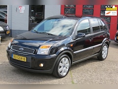 Ford Fusion - 1.6-16V AUTOMAAT , AIRCO , PDC , TREKHAAK