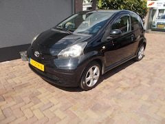 Toyota Aygo - 1.0-12V +bj 2008 apk 23-8-2026