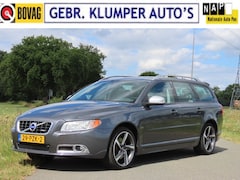 Volvo V70 - 2.0T R-Edition Leer, Navi, Cruise, ECC, Haak, Xenon, PDC, 18" LM