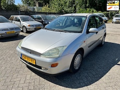Ford Focus - 1.6-16V Ghia // Nieuwe APK // Koude Airco