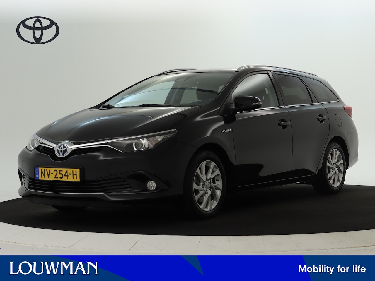 Toyota Auris Touring Sports - 1.8 Hybrid Trend | Trekhaak | - AutoWereld.nl