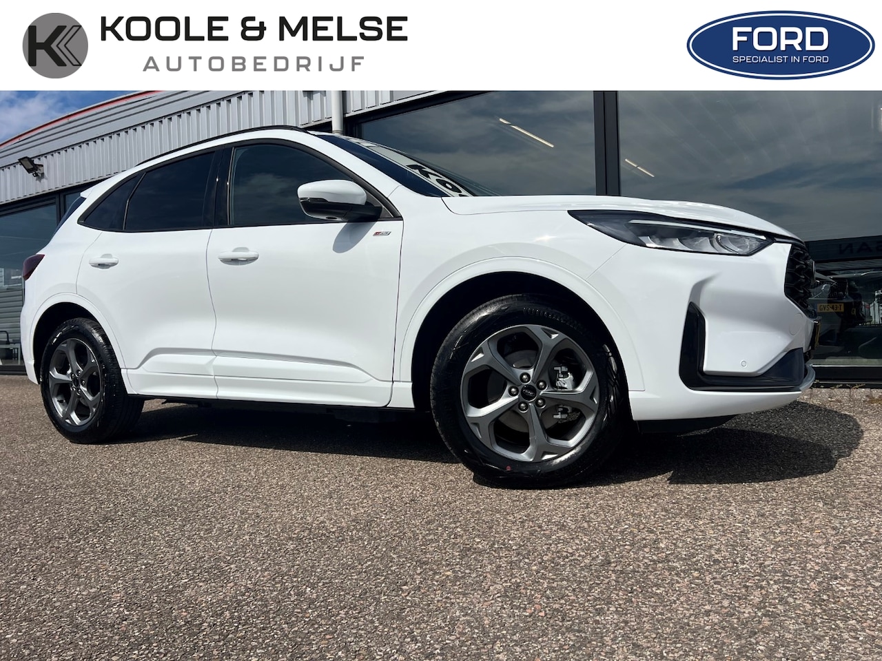Ford Kuga - 2.5 PLUG iN HYBRID 243pk e-CVT ST-Line - AutoWereld.nl