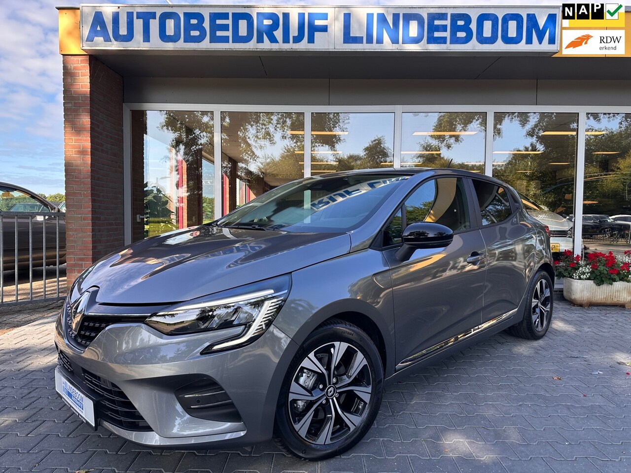 Renault Clio - 1.6 E-TECH Hybrid 145 Evolution 1.6 E-Tech Hybrid 145 Evolution - AutoWereld.nl