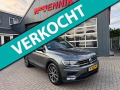 Volkswagen Tiguan - 1.4 TSI Connected Series / Massage / Navi / Alcantara / Lane Assist