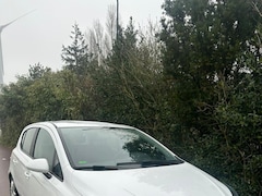 Opel Corsa - 1.4 Business+ SEMI AUTOMAAT lees advertentie