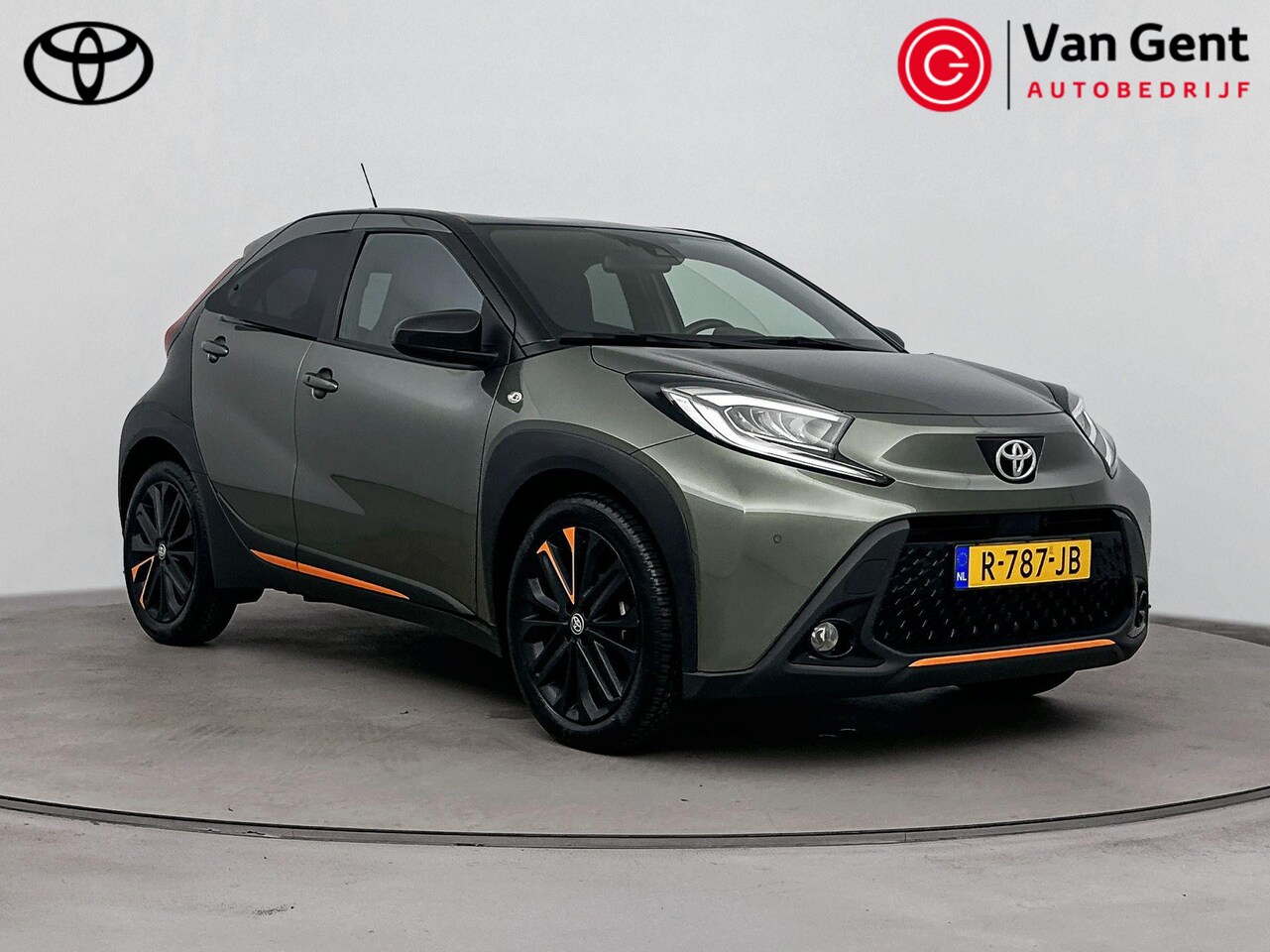 Toyota Aygo X - 1.0 VVT-i MT Limited | JBL | LED | Clima | Stoelverwarming | Parkeersensoren | Apple Carpl - AutoWereld.nl