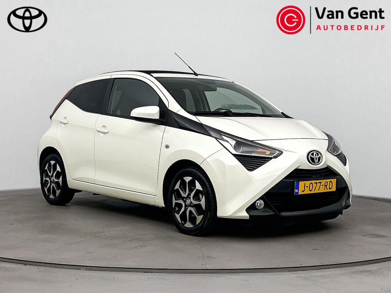 Toyota Aygo - 1.0 VVT-i x-joy | Elektrisch vouwdak | Clima | Apple Carplay / Android Auto - AutoWereld.nl
