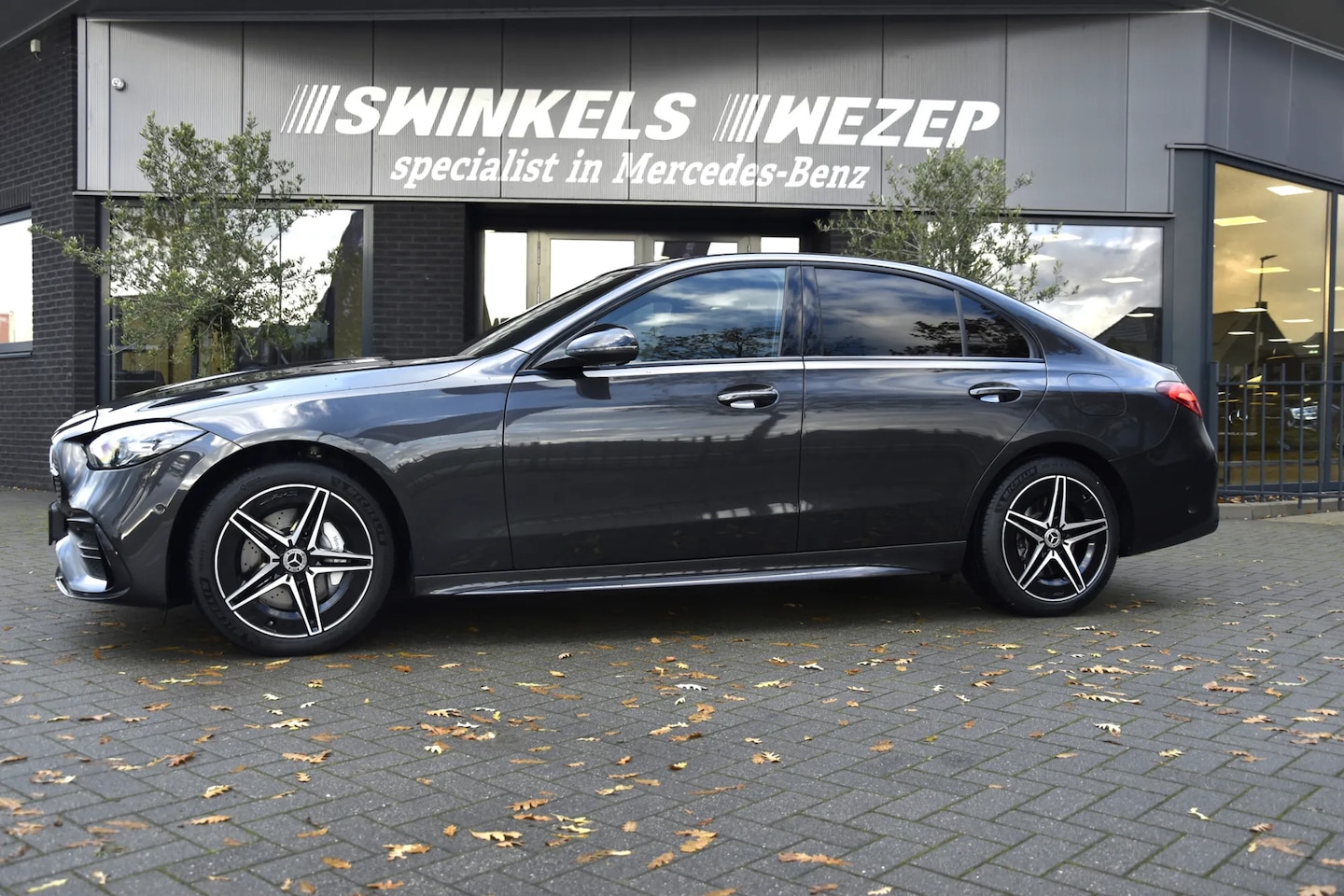 Mercedes-Benz C-klasse - 300 e Sedan AMG line, Hybrid/benzine, Schuifdak, Camera - AutoWereld.nl