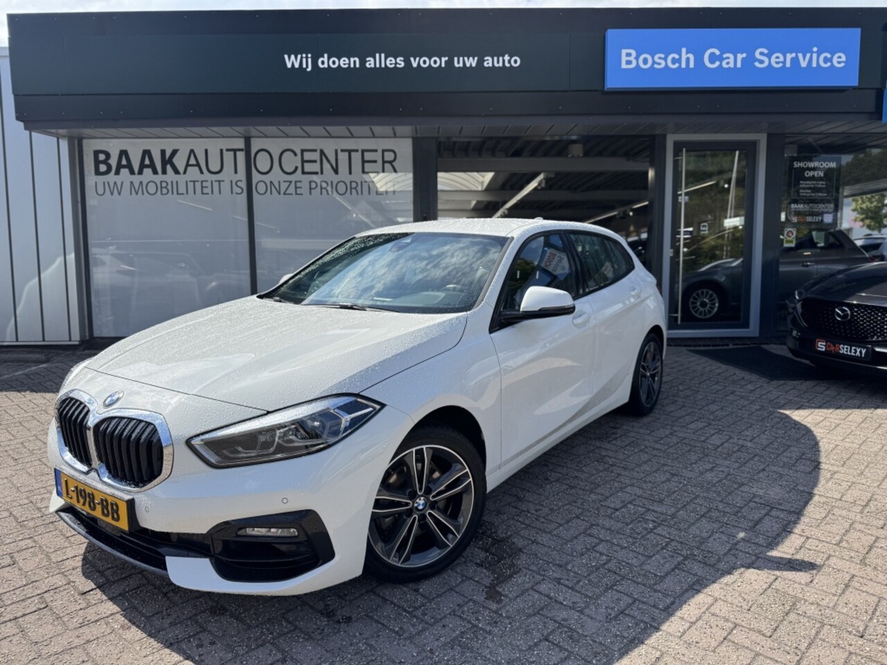 BMW 1-serie - 116i Executive | Digital Cockpit | Cruise | Navi - AutoWereld.nl