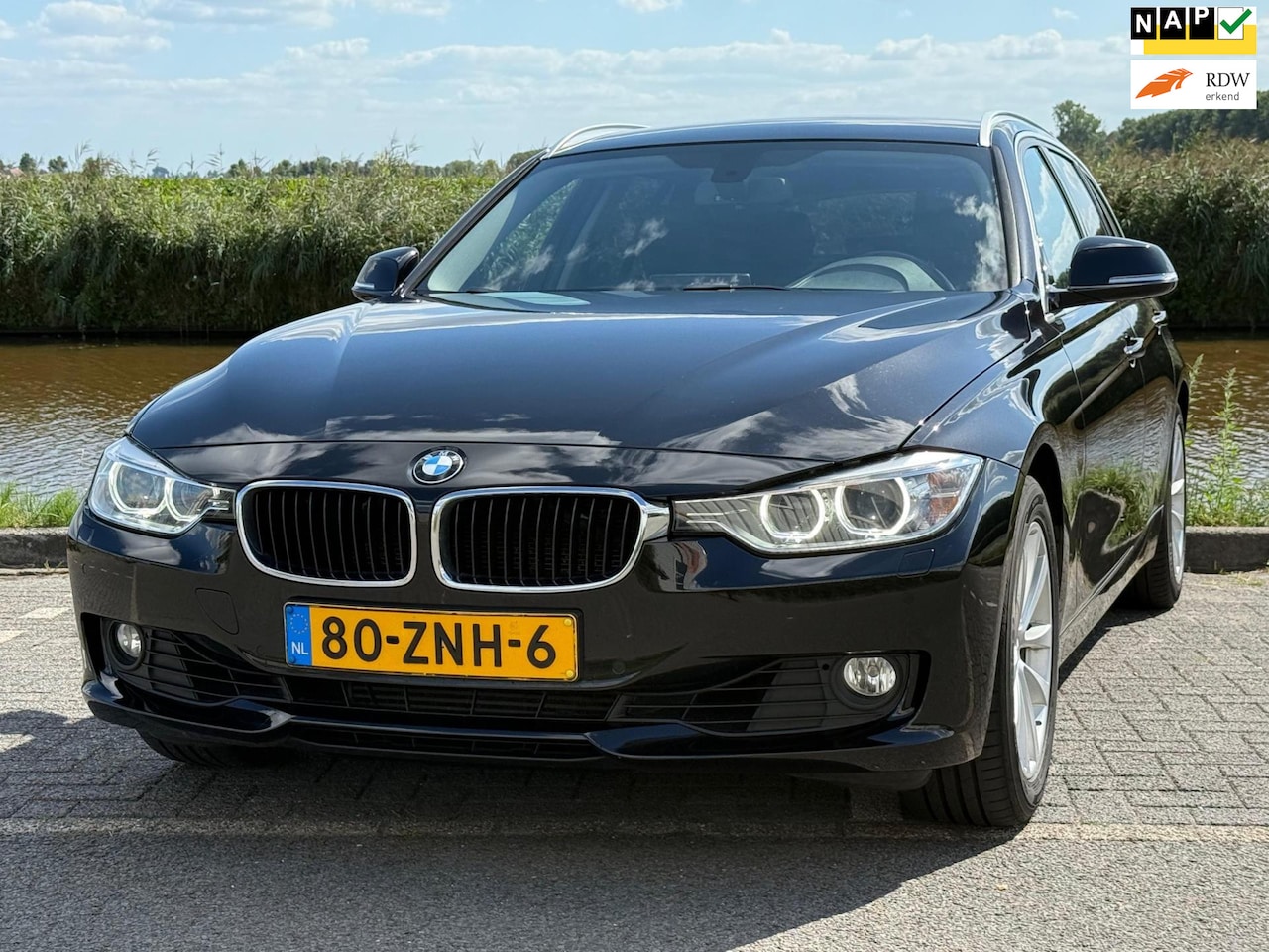 BMW 3-serie Touring - 320i High Executive 320i High Executive - AutoWereld.nl