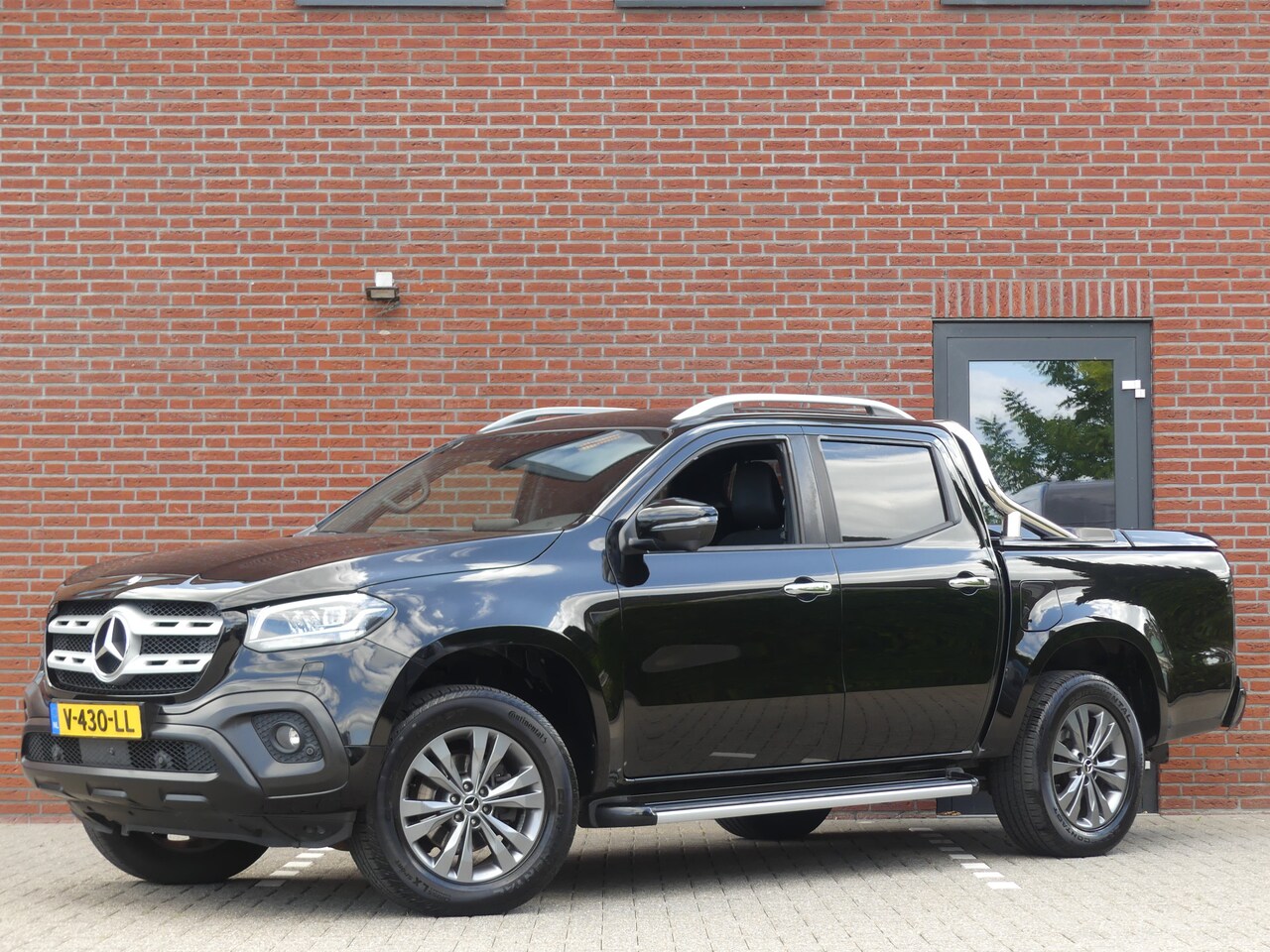 Mercedes-Benz X-klasse - 250 d 4-MATIC 3500 KG Trekgewicht LED/PDC/Camera - AutoWereld.nl