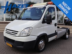 Iveco Daily - 3.0D 177 PK BE TREKKER *LUCHTREMMEN* 11.990 KG SAMENSTEL + APPLE CARPLAY | CLIMATE CONTROL