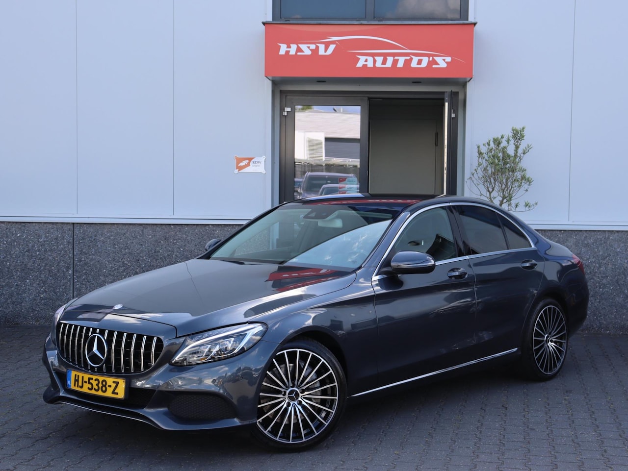 Mercedes-Benz C-klasse - 350 e Lease Edition 350 e Lease Edition - AutoWereld.nl