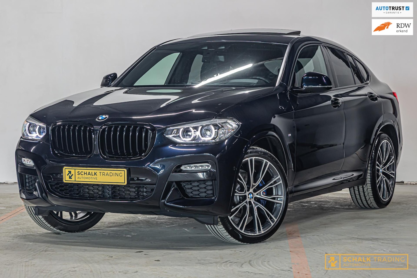 BMW X4 - XDrive20i High Executive|M-sport|NAP|Pano|Dealer|Cam - AutoWereld.nl