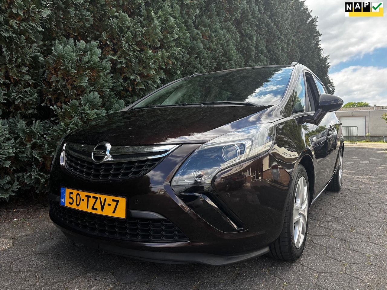 Opel Zafira Tourer - 1.4 Cosmo 7-Persoons - AutoWereld.nl