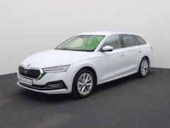 Skoda Octavia Combi - 1.0 TSI 110PK Business Edition Plus DSG automaat · Navigatie · Parkeersensoren · Stoelverw