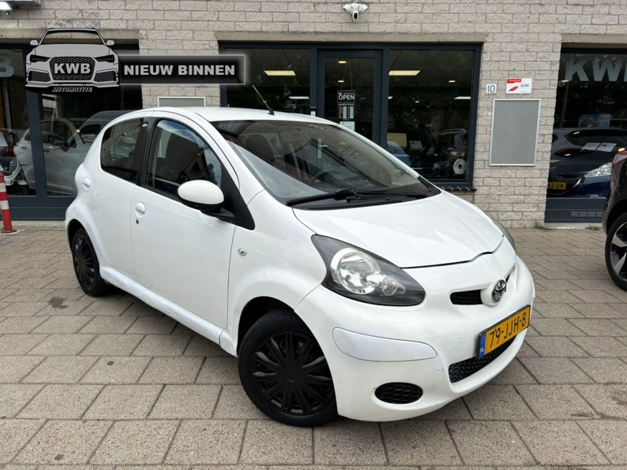 Toyota Aygo - 1.0-12V 5Deurs Automaat Nieuwe apk NAP - AutoWereld.nl