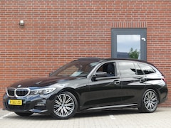 BMW 3-serie Touring - 320d M-Pakket Panoramadak/Trekhaak/LED