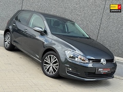 Volkswagen Golf - 1.2 TSI R-line DSG Navigatie Cruise Clima