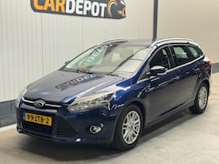 Ford Focus Wagon - 1.0 EcoBoost Titanium Zeer netjes vol jaar APK