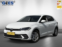 Volkswagen Polo - VI Polo 1.0 TSI Style /virtual/ IQ .light
