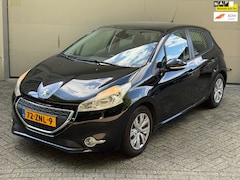 Peugeot 208 - 1.2 VTi Envy l Cruise l Parkeersensoren l Volledig Onderhouden l