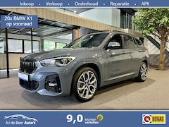 BMW X1 - xDrive25e High Executive M-Sport | Panorama | Camera | Trekhaak | HUD