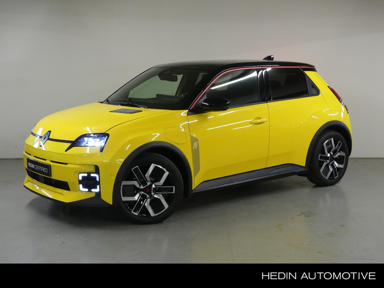 Renault 5 - comfort range techno 52 kWh | Pack Advanced Driving Assist | Harman Kardon | Pack Winter - AutoWereld.nl