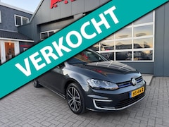 Volkswagen Golf - 1.4 TSI GTE / ACC / Camera / Keyless / DAB / NL Auto met NAP / BTW / Trekhaak ,
