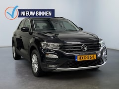 Volkswagen T-Roc - 1.5 TSI Style | Adaptieve Cruise | Camera | Navi | Apple CarPlay