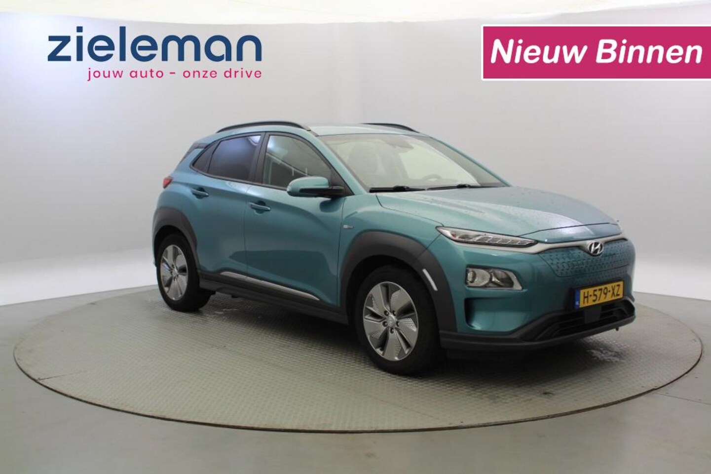 Hyundai Kona Electric - Electric Fashion 64 kWh - Carplay, Camera, Cruise, SOH 100% - AutoWereld.nl