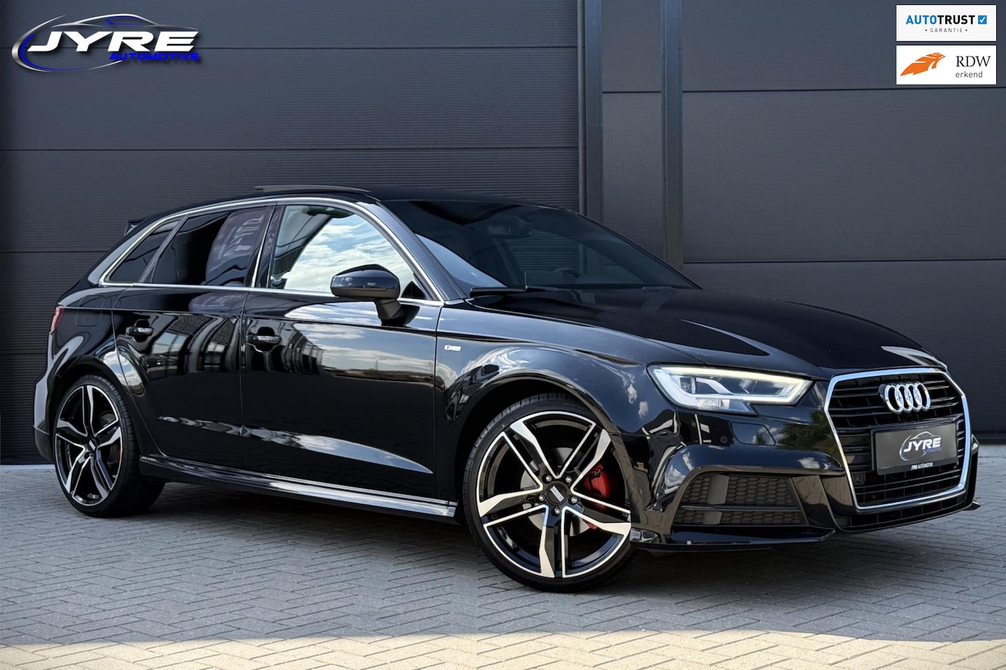 Audi A3 Sportback - 1.4 TFSI 150 PK S-Line, Digitale cockpit, Pano, Sportstoelen, Trekhaak - AutoWereld.nl