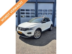 Volkswagen T-Roc - 1.5 TSI Sport Autom Xenon Keyless Virtual cockpit Navi Camera Bj:2020