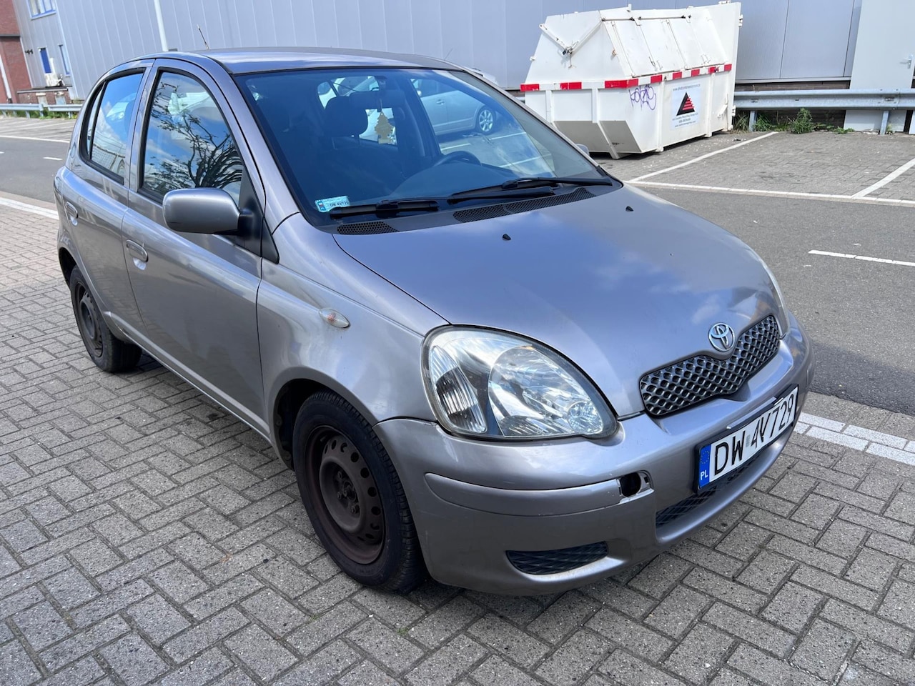Toyota Yaris - 1.3 VVT-i Sol 5drs Airco 2004 tel +31641468730 - AutoWereld.nl