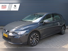 Volkswagen Golf - 1.0 TSI Life Led Adaptive-Cruise Vitual-Cockpit Trekhaak