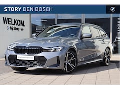 BMW 3-serie Touring - 318i M Sport Automaat / Panoramadak / Trekhaak / Sportstoelen / Achteruitrijcamera / Comfo