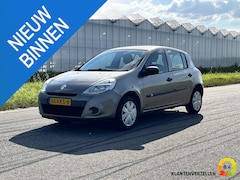 Renault Clio - 1.2 Special Line