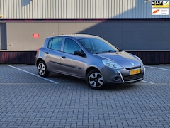 Renault Clio - 1.2 Special Line / Airco / Navi / Elektrische ramen / Nap
