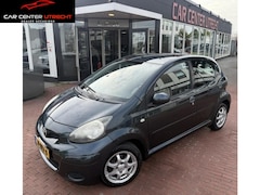Toyota Aygo - 1.0-12V Asp.Gre Nav. | Ervaren, maar klaar voor meer |