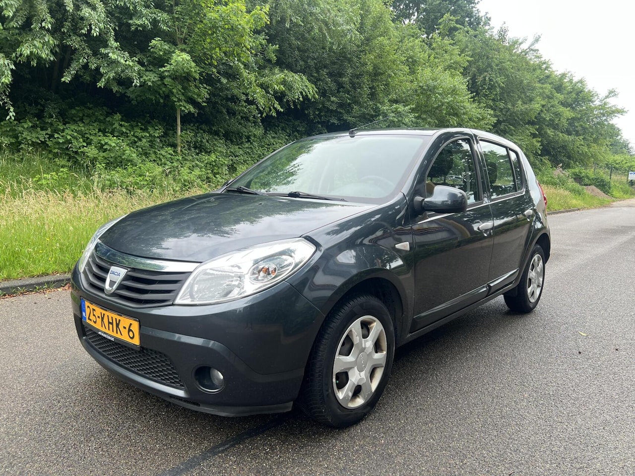 Dacia Sandero - 1.2 AIRCO-NIEUWE APK - AutoWereld.nl