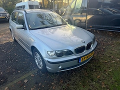 BMW 3-serie Touring - 318i Executive