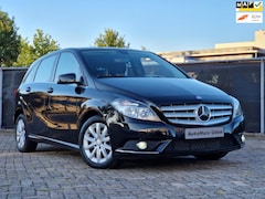 Mercedes-Benz B-klasse - 180 Ambition Automaat*Trekhaak*Hoge instap