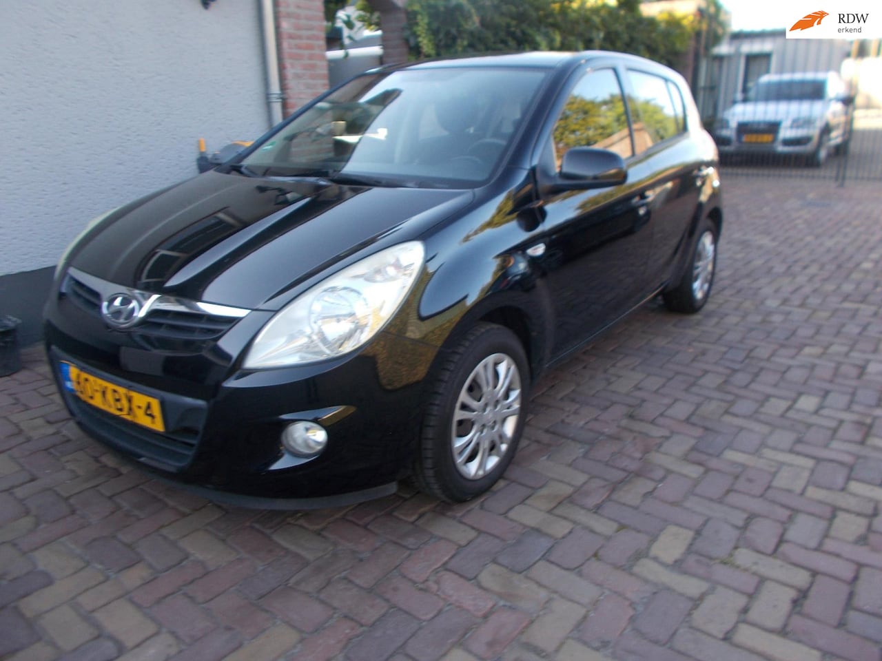 Hyundai i20 - 1.2i Business Edition airco apk 7-26 - AutoWereld.nl