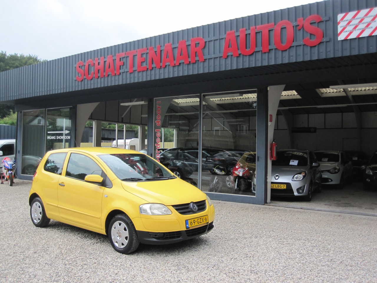Volkswagen Fox - 1.2 Trendline super mooi km 94516 wordt afgeleverd met nieuwe apk - AutoWereld.nl
