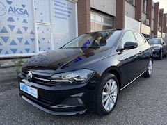 Volkswagen Polo - 1.0 TSI Highline 95pk DSG Digital Cockpit KeylessCarPlay Navi Stlvw Garantie