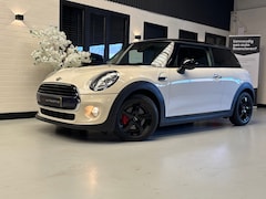 MINI Cooper - 1.5 Business |Cruisecontrol|Nav|Usb|Bluetooth|